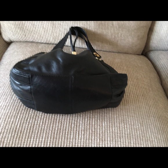 Fabulous Michael Kors Hobo Bag - Picture 3 of 4